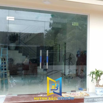 Kính Cường Lực Cửa 2 Cánh Mẫu 01
