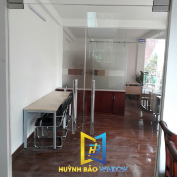 Kính Cường Lực Cửa 2 Cánh Mẫu 06
