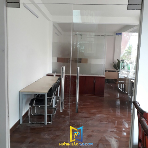 Kính Cường Lực Cửa 2 Cánh Mẫu 06