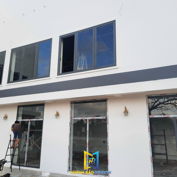 Cửa Sổ Mẫu 10